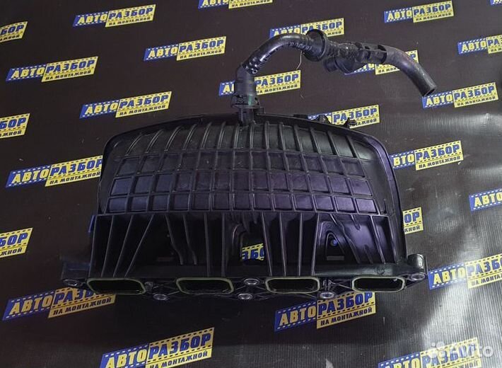 Коллектор впускной Volkswagen Golf GTI