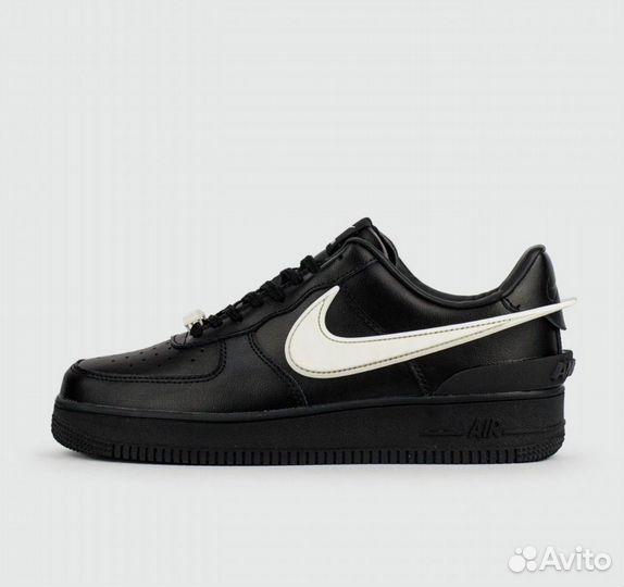 Nike ambush black