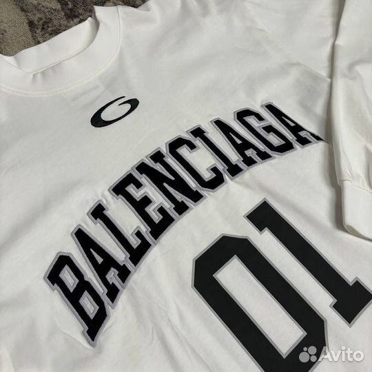 Лонгслив Balenciaga