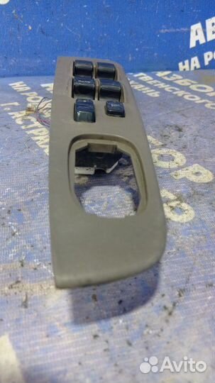 Блок управления стеклоподъемниками Toyota Vista