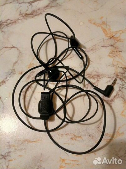 Наушники Nokia 2600