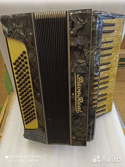 Немецкий аккордеон 50-х годов Pavo Real