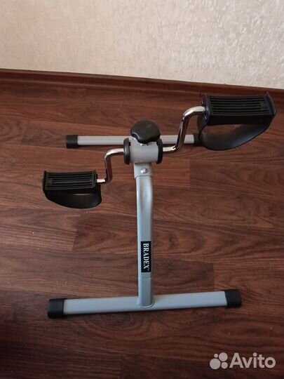 Велотренажер для рук и ног