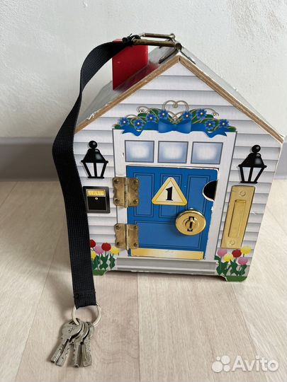 Игровой дом Melissa&Doug с замками