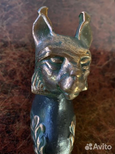 Крюк металл кошка/рысь новый