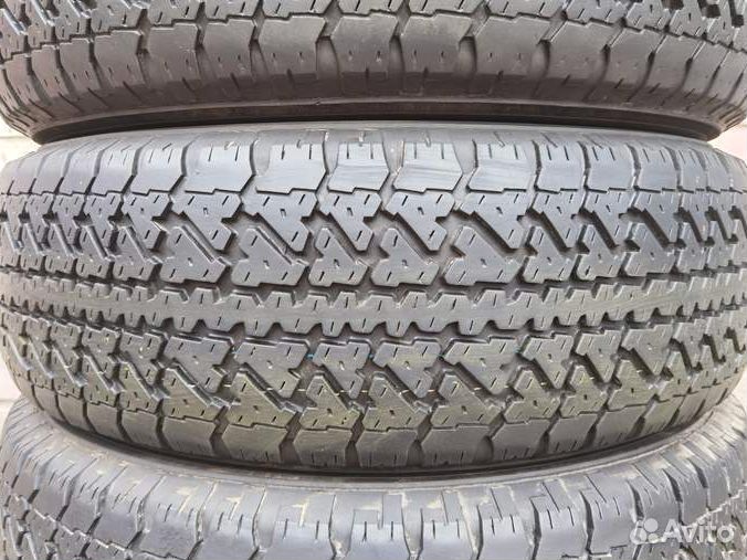 Kumho Road Venture AT 825 265/70 R16 112S