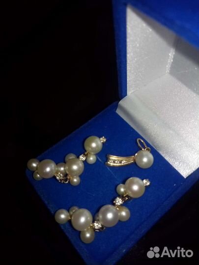 Золотые серьги