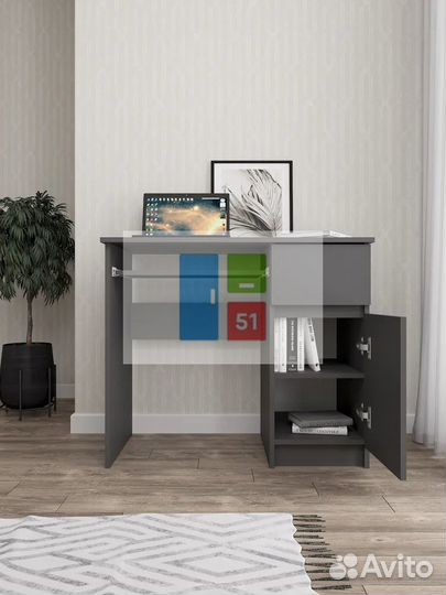 Стол письменный