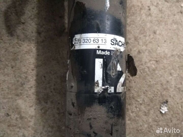 Стойка гидро подвески Mercedes w220