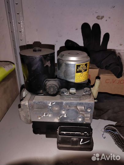 Продам блок ABS Toyota 44510-30250