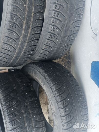 Bridgestone Ice Cruiser 7000 195/65 R15