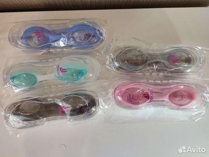 Очки для плавания взрослые. Новые