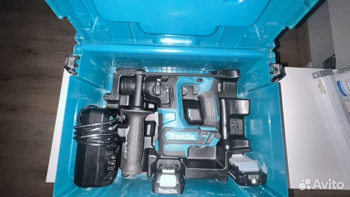 Перфоратор Makita HR166d