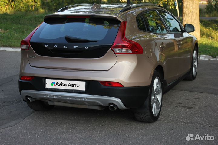 Volvo V40 Cross Country 2.0 AT, 2013, 257 000 км