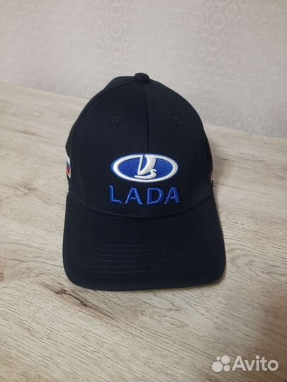 Бейсболка LADA новая