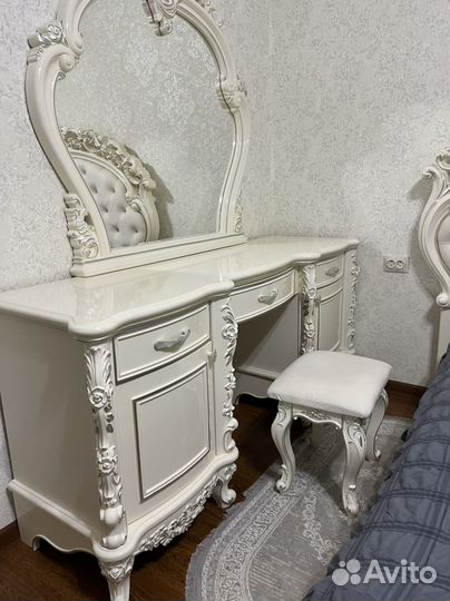 Спальный гарнитур бу