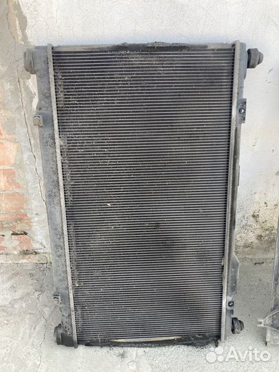 Радиатор на Лексус Ис250 Ис350