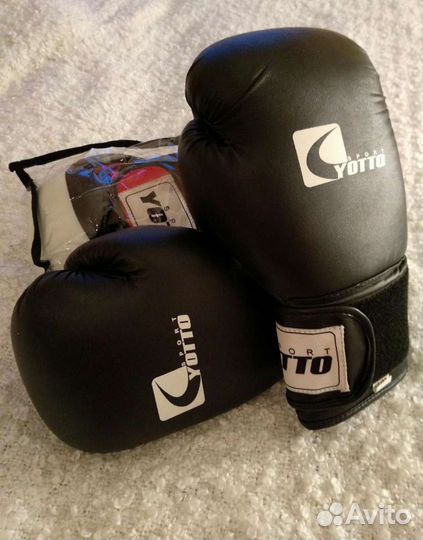 Боксерские кожаные перчатки размер 8oz