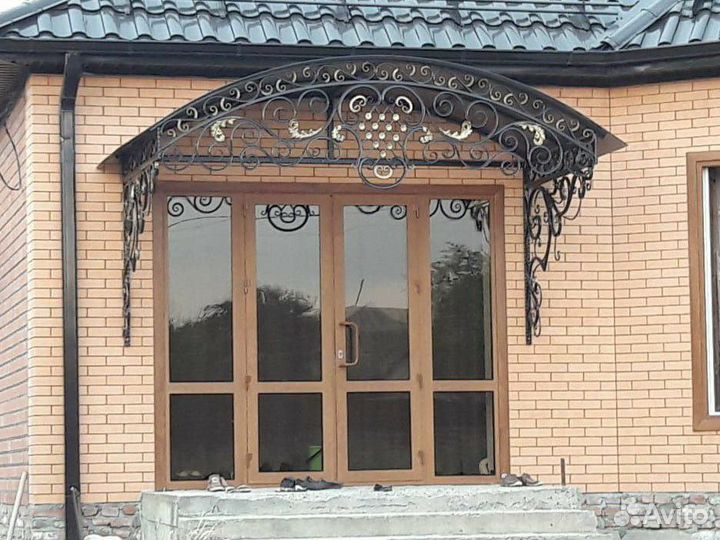 Кованые козырьки