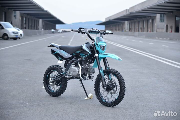 Питбайк Regulmoto Seven Medalist PRO 140 см3 17/14