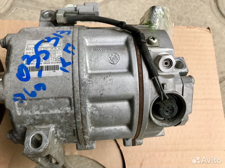 Компрессор кондиционер Nissan Serena C26 2012