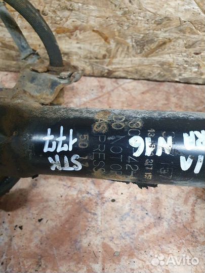 Амортизационная стойка передняя левая с пружиной 1