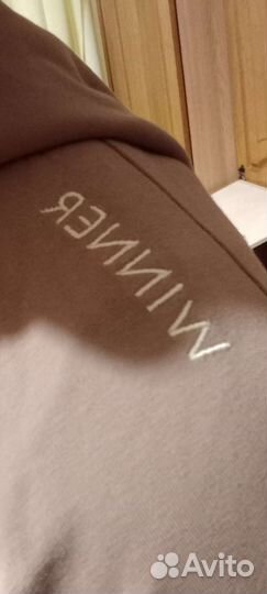 Кофта с капюшоном winner