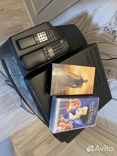 Видеоплеер akai