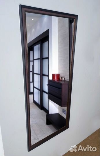 Зеркало в багете Мадрид