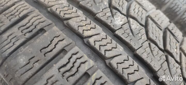 Nokian Tyres WR A4 225/55 R17 101V