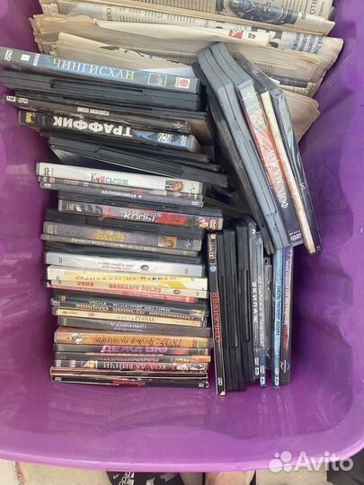 DVD диски с фильмами и мультфильмами