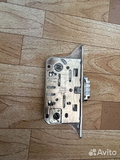 Замки магнитные 2шт agb хором и черный