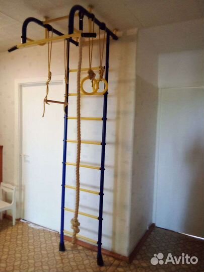 Спортивная шведская стенка