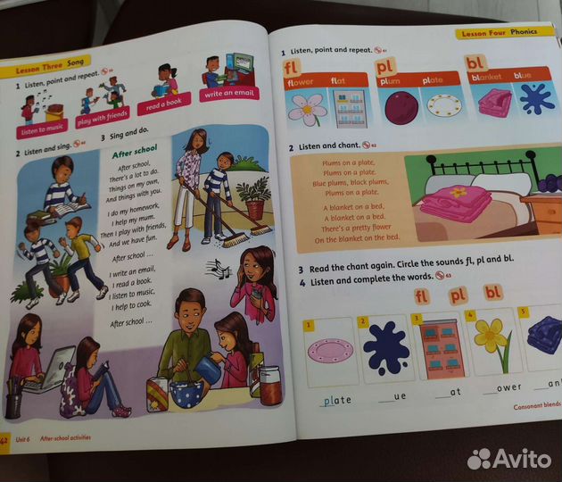 Учебник по английскому Family and friends 2