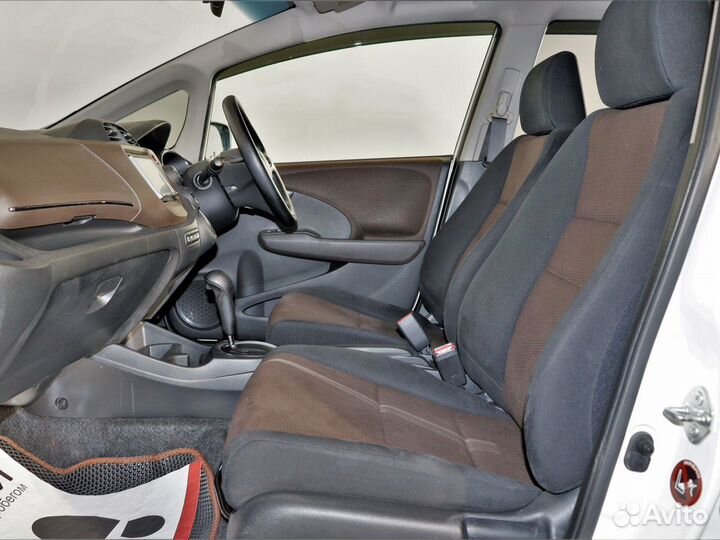 Honda Fit Shuttle 1.3 CVT, 2012, 118 500 км