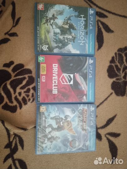 Sony playstation 4 slim