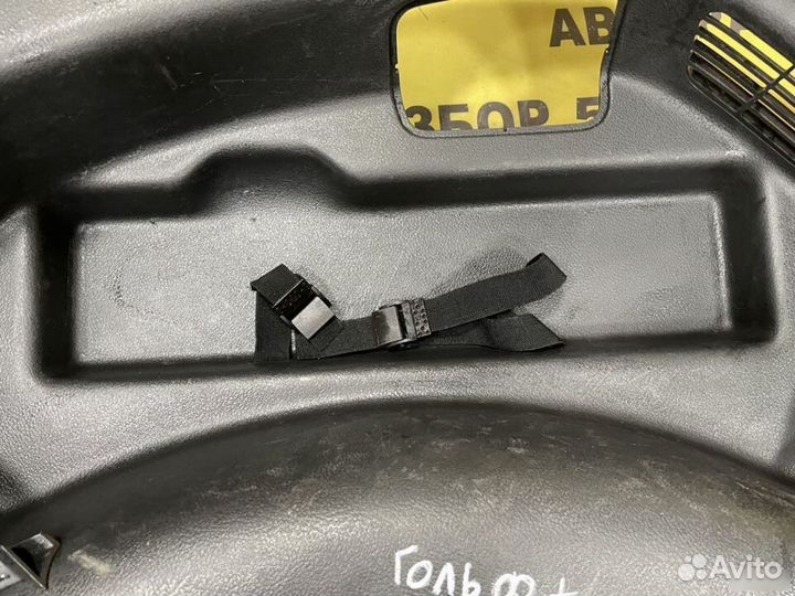 Обшивка багажника L VW Golf Plus