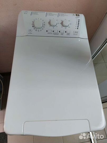 Стиральная машина,Hotpoint ariston (вертикалка)