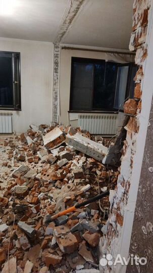 Демонтажные работы и вывоз мусора