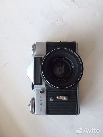Плёночный фотоаппарат zenit -E