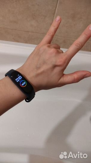 Охерейшн часейшн фитнес браслет xiaomi mi band 4