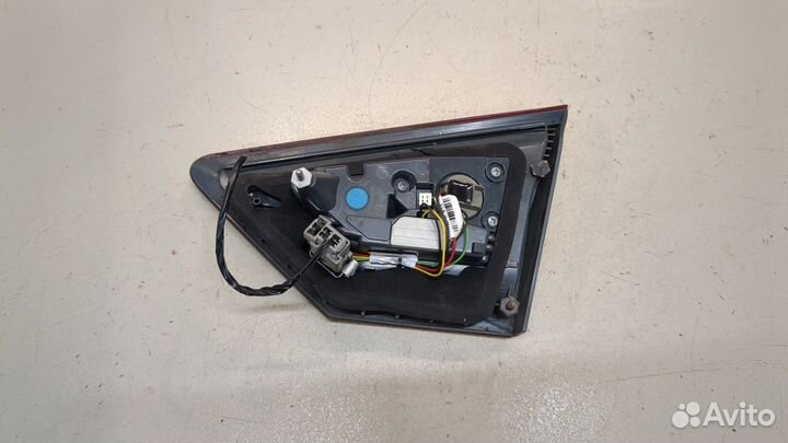 Фонарь крышки багажника левый Ford Mondeo 5 2015, 2015