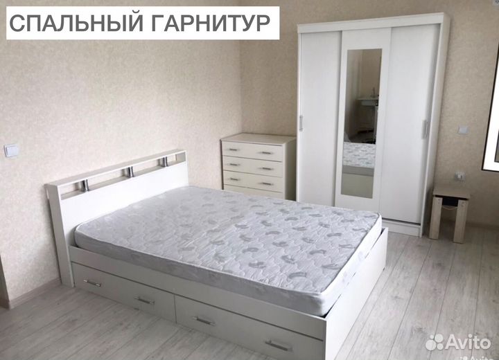 Спальный гарнитур