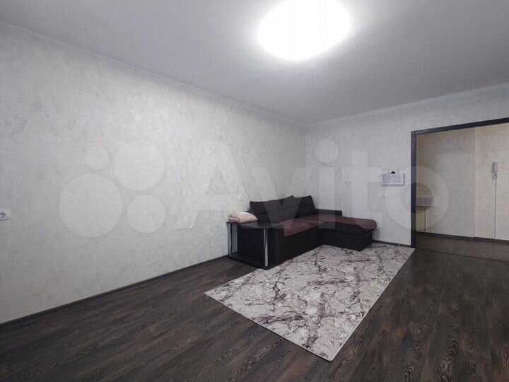 2-к. квартира, 64 м², 7/10 эт.