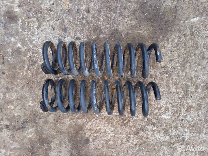 Пружины задние (комплект) Mercedes-Benz C-Класс