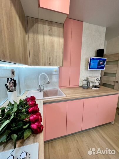 Кухня на заказ с доводчиками в Новосибирске