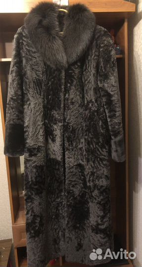 Шуба мутоновая, воротник песец, размер 50-52