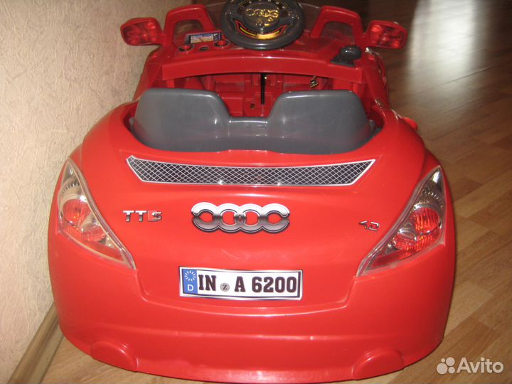 Электромобиль audi