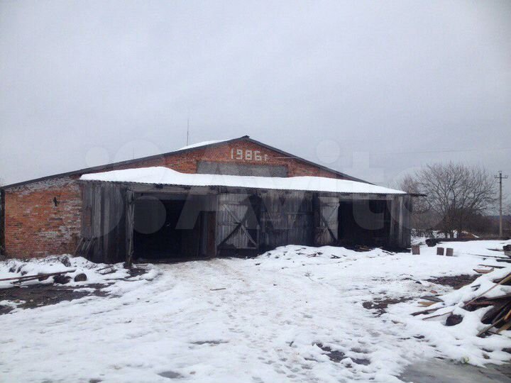 Склад, 1639 м²