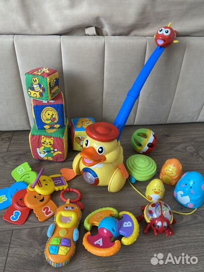 Игрушки пакетом для малыша
